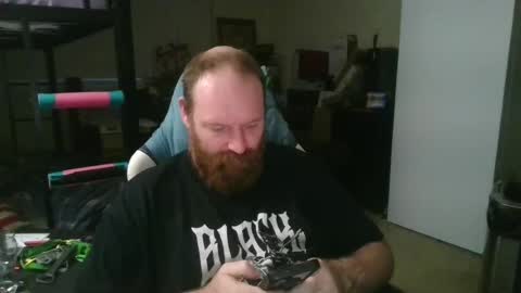 Snapshot of mackhere4u chatting on 06-22-26, 01:29 mackhere4u online show from 06-22-26, 01:29