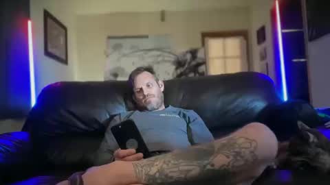 Snapshot of mackincaliallday chatting on 10-11-25, 07:01 MackinCaliAllDay online show from 10-11-25, 07:01