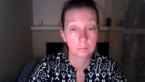 Madaamtang online show from 04-17-26, 06:44