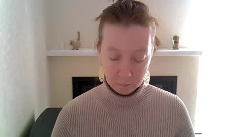 Snapshot of madaamtang chatting on 04-23-26, 12:26 Madaamtang online show from 04-23-26, 12:26