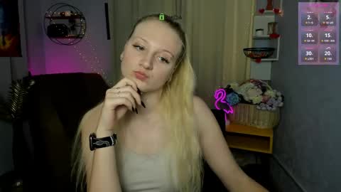 Snapshot of madam_ulis chatting on 05-15-26, 12:45 Ulis online show from 05-15-26, 12:45