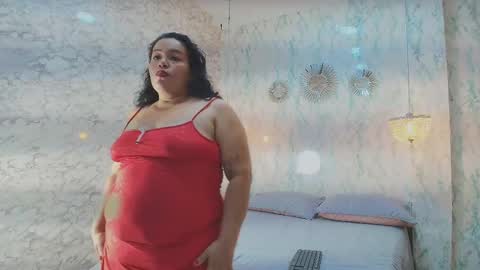 Snapshot of madame_elissa chatting on 12-05-25, 12:36 madame_elissa online show from 12-05-25, 12:36