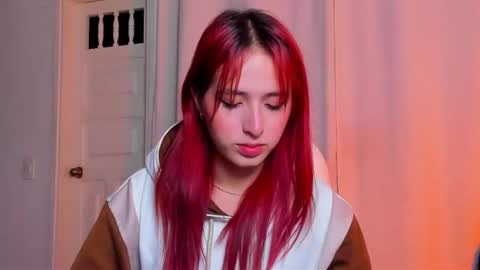 Snapshot of madame_lilith chatting on 02-10-25, 11:15 madame lilith online show from 02-10-25, 11:15