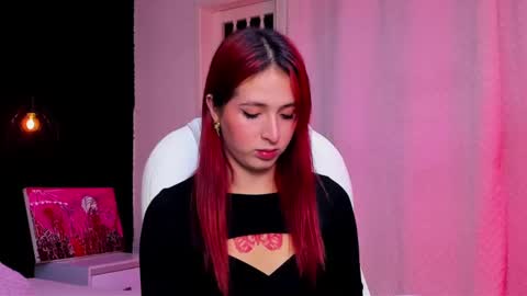 Snapshot of madame_lilith chatting on 02-14-25, 11:21 madame lilith online show from 02-14-25, 11:21