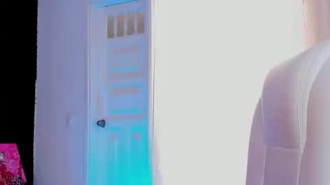 Snapshot of madame_lilith chatting on 02-24-25, 06:04 madame lilith online show from 02-24-25, 06:04