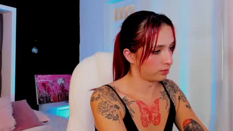 Snapshot of madame_lilith chatting on 03-03-25, 05:29 madame lilith online show from 03-03-25, 05:29