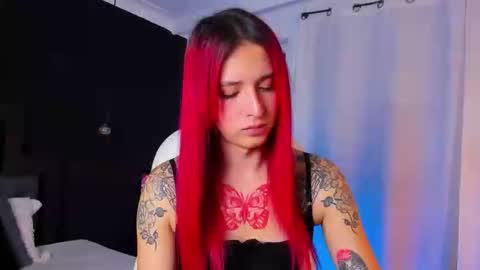 Snapshot of madame_lilith chatting on 09-18-25, 11:23 madame lilith online show from 09-18-25, 11:23