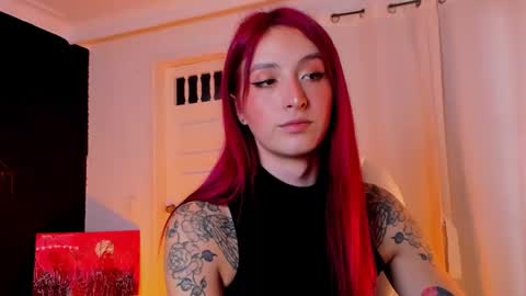 Snapshot of madame_lilith chatting on 11-03-25, 11:33 madame lilith online show from 11-03-25, 11:33