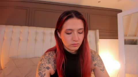 Snapshot of madame_lilith chatting on 07-14-26, 11:27 madame lilith online show from 07-14-26, 11:27