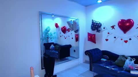 Snapshot of madame_scarllet chatting on 02-19-26, 11:28 Madame Scarllet online show from 02-19-26, 11:28