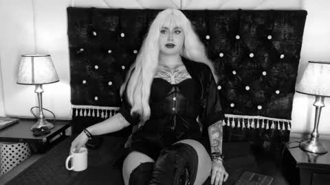 Raven online show from 10-08-25, 07:11