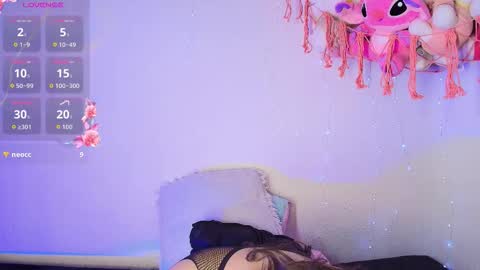 Snapshot of maddie_09 chatting on 10-06-25, 12:02 maddie 09 online show from 10-06-25, 12:02