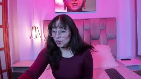 Snapshot of maddie_lesyoux chatting on 03-02-26, 11:50 maddie online show from 03-02-26, 11:50