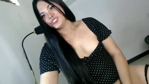 Snapshot of maddiejackson chatting on 06-25-26, 02:00 Im ZY DONT FORGET TO FOLLOW ME - online show from 06-25-26, 02:00