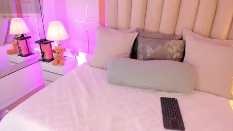    online show from 02-06-26, 07:50