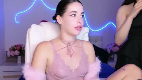 Snapshot of maddieperezz chatting on 06-04-26, 04:24 maddieperezz online show from 06-04-26, 04:24