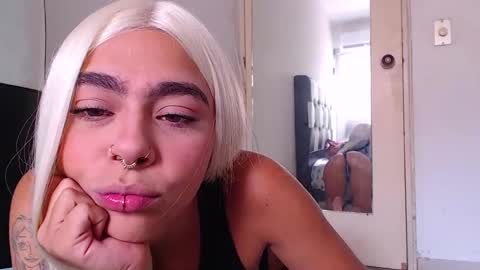 maddiie and clyde online show from 09-12-25, 04:07