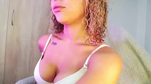 maddiie and clyde online show from 09-25-25, 10:46