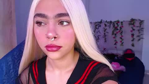 maddiie and clyde online show from 10-14-25, 03:24