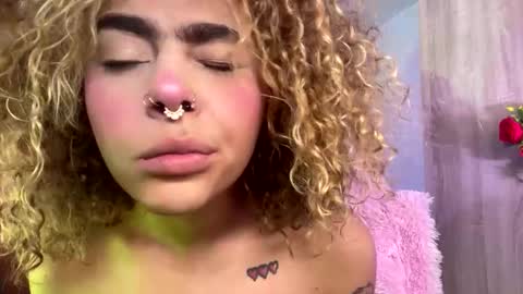 Maddie online show from 10-21-25, 06:08