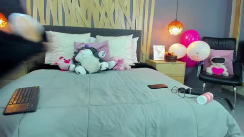 Madisson online show from 03-26-26, 01:28