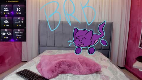 Maddy Please help me with your thumbs up its important online show from 12-14-24, 11:45