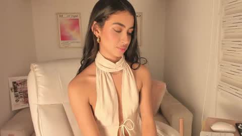 Snapshot of maddy_bronw chatting on 05-15-26, 11:45 Maddy online show from 05-15-26, 11:45