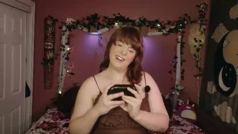 Snapshot of maddy_cat chatting on 07-22-26, 12:35 Maddy Cat online show from 07-22-26, 12:35