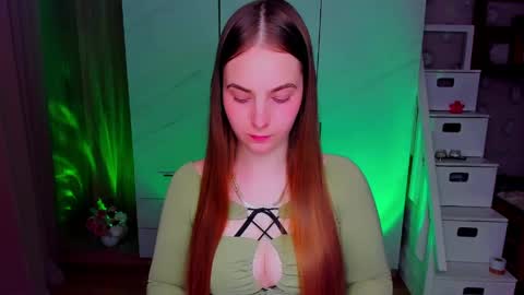 Snapshot of maddy_gate chatting on 05-08-26, 06:35 maddy_gate online show from 05-08-26, 06:35