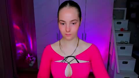 Snapshot of maddy_gate chatting on 05-11-26, 02:23 maddy_gate online show from 05-11-26, 02:23