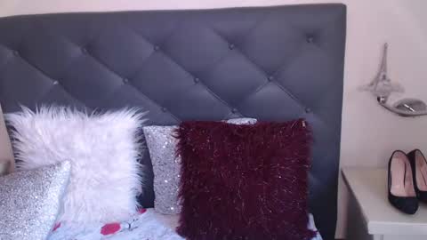 Maddy Parker  online show from 03-11-25, 05:35