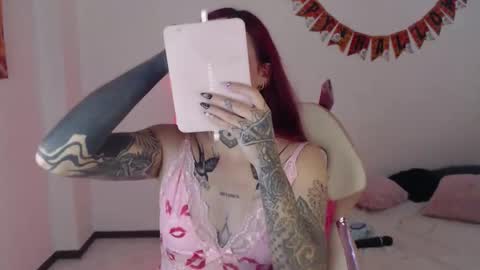 maddy_vicius19 online show from 10-19-25, 08:42