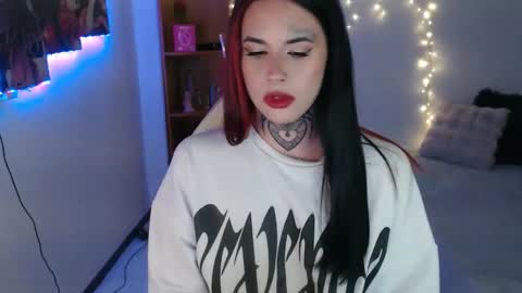 maddy_vicius19 online show from 04-15-26, 03:35
