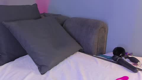 Snapshot of maddy_walker chatting on 01-15-25, 03:11 Maddy online show from 01-15-25, 03:11