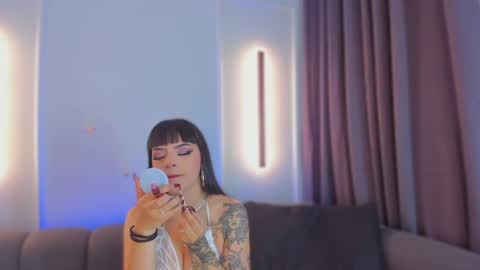 Snapshot of maddy_walker chatting on 09-10-25, 07:58 Maddy online show from 09-10-25, 07:58