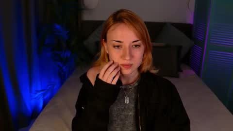 Snapshot of maddygarcia chatting on 10-12-25, 09:58 maddygarcia online show from 10-12-25, 09:58