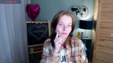 madelaines online show from 10-04-25, 02:37