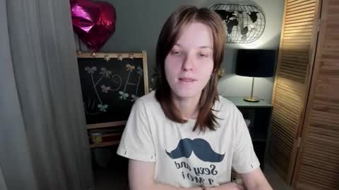 Snapshot of madelaines chatting on 11-09-25, 09:18 madelaines online show from 11-09-25, 09:18