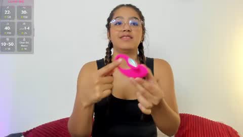 madelayn_torres online show from 07-28-26, 12:48