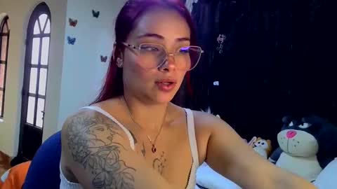 Snapshot of madeleine_2018 chatting on 06-09-26, 06:30 sofia online show from 06-09-26, 06:30