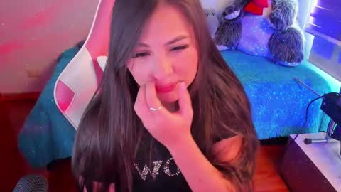 Emily     Only Fans  online show from 03-05-25, 08:32