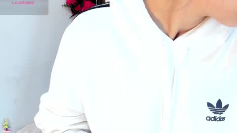 Madelin Clerk online show from 12-29-24, 02:21