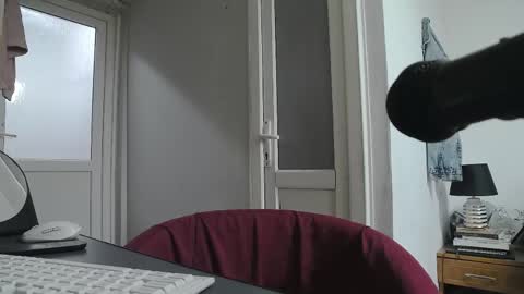 madelynvelure online show from 04-22-26, 08:50