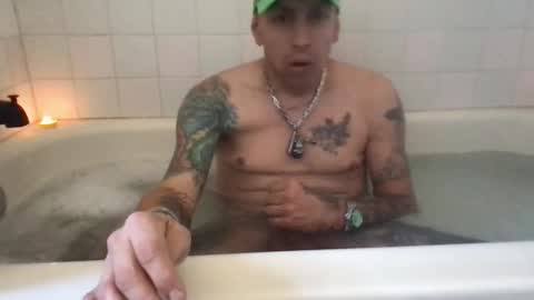 Snapshot of madeyoulook818 chatting on 02-21-26, 09:16 madeyoulook818 online show from 02-21-26, 09:16