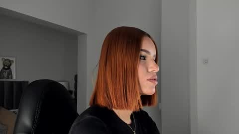 Madie  online show from 03-25-26, 12:00