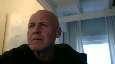 Snapshot of madio1187940 chatting on 01-11-25, 02:25 madio1187940 online show from 01-11-25, 02:25