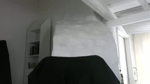 Snapshot of madio1187940 chatting on 10-28-25, 02:31 madio1187940 online show from 10-28-25, 02:31