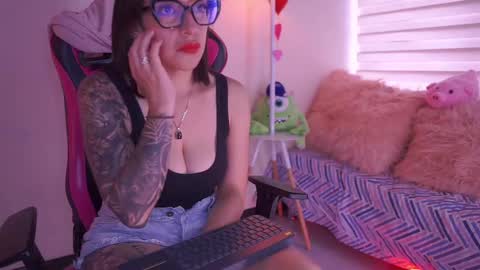 Madison   online show from 03-06-25, 03:45