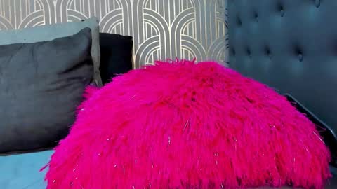   online show from 02-04-25, 05:10