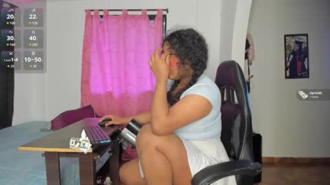 Snapshot of madisonbrunette_lxs chatting on 02-09-26, 12:31 madison online show from 02-09-26, 12:31